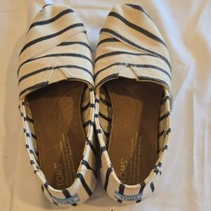 TOMS Canvas Moccasins - Cream And Navu Stripes